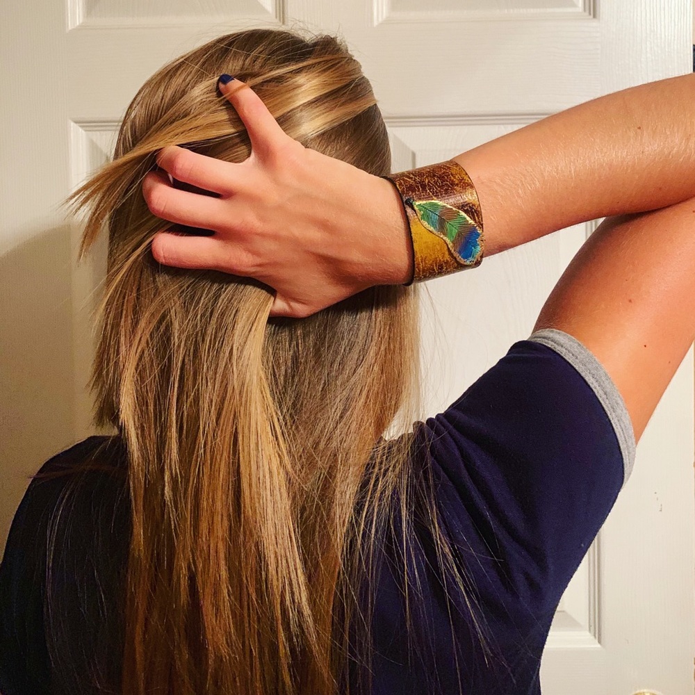 Feather Cuff - Picture 3 of 3